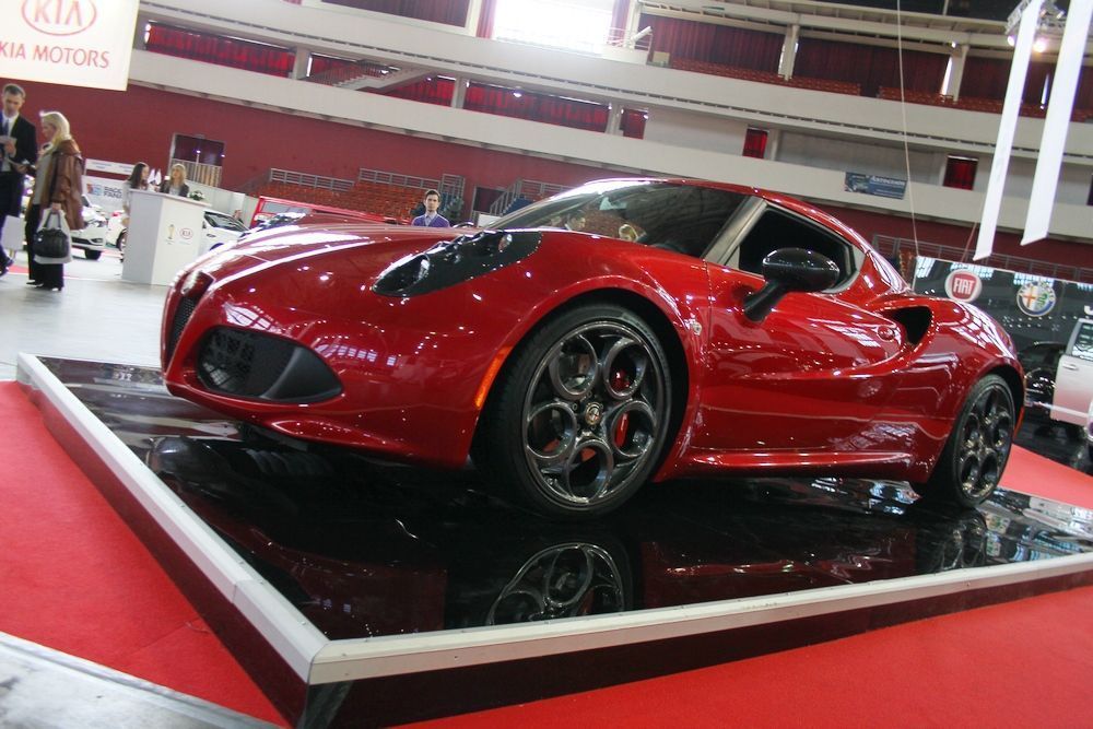 Мир Автомобиля 2014: Alfa Romeo 4C