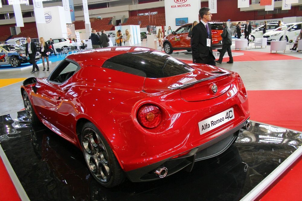 Мир Автомобиля 2014: Alfa Romeo 4C