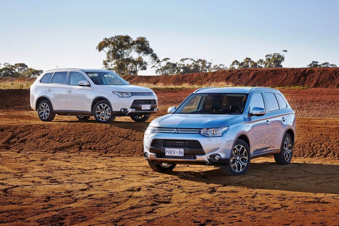 Mitsubishi  Outlander PHEV