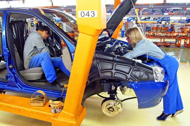 В 2015 году «АвтоВАЗ» увеличит объем продаж Lada на 20%