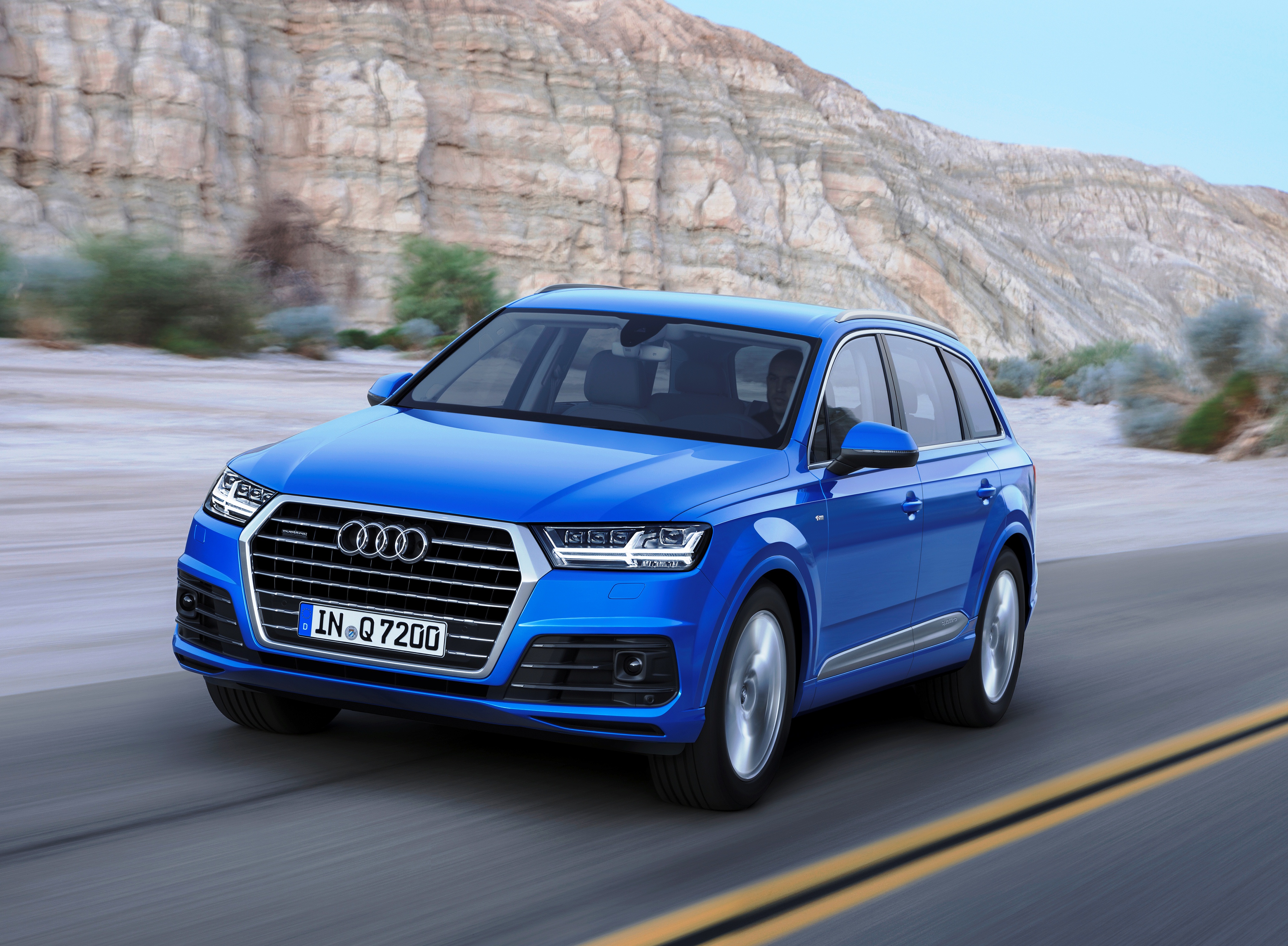 Q1 10 9. Audi q7 2015. Audi q7 2017. Новая Ауди q7. Ауди ку 7 новый.