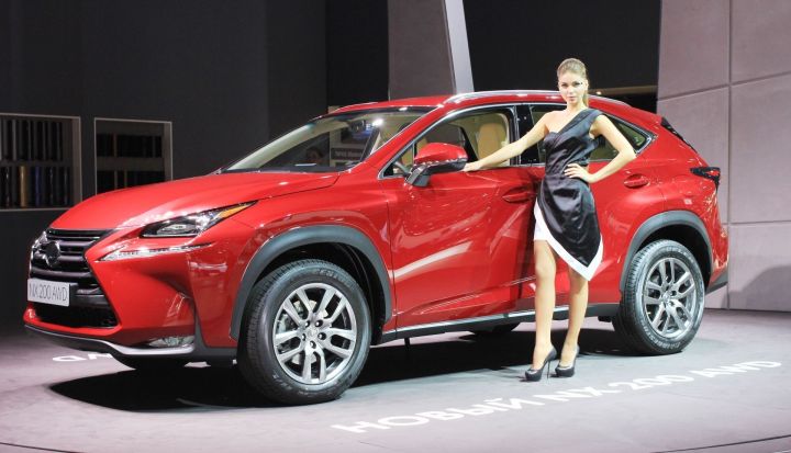 Lexus NX на Московском автосалоне 2014