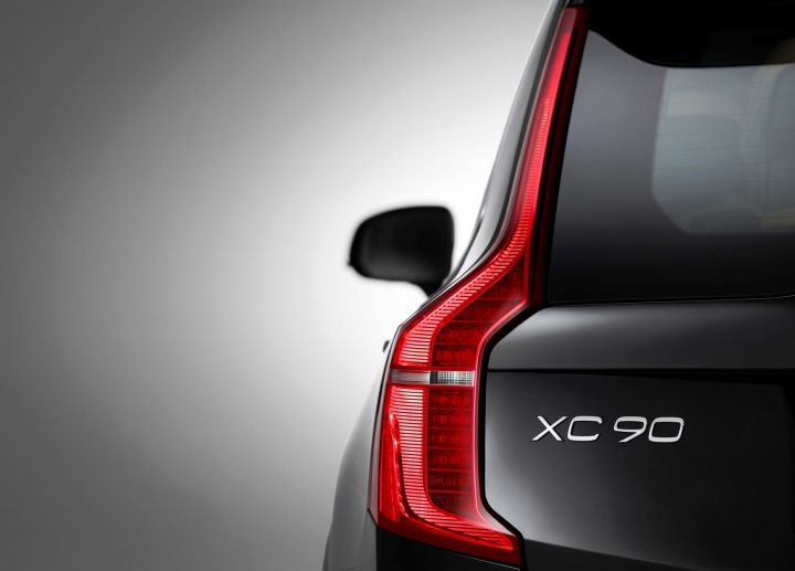 Новый Volvo XC90 задние фонари